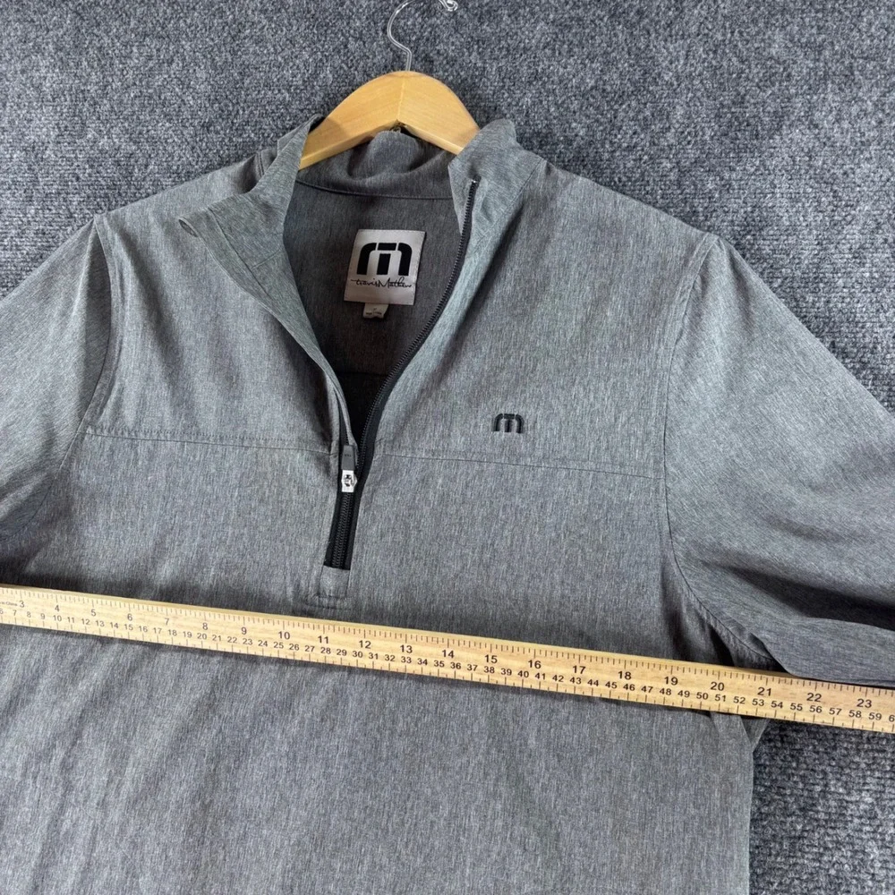 TravisMathew 1/4 Zip Pullover Mens Medium Grey Short Sleeve Golf Athletic Jacket